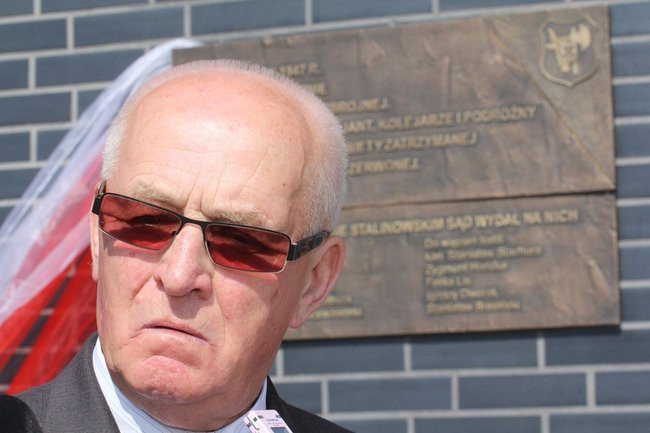 Zbrodnia na dworcu upamiętniona (zdjęcia)