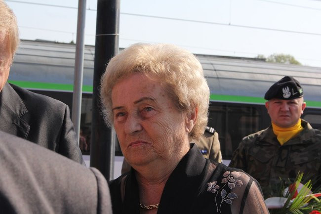 Zbrodnia na dworcu upamiętniona (zdjęcia)