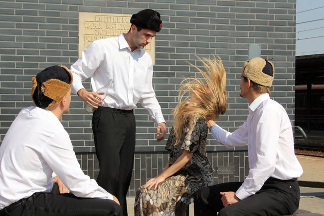 Zbrodnia na dworcu upamiętniona (zdjęcia)