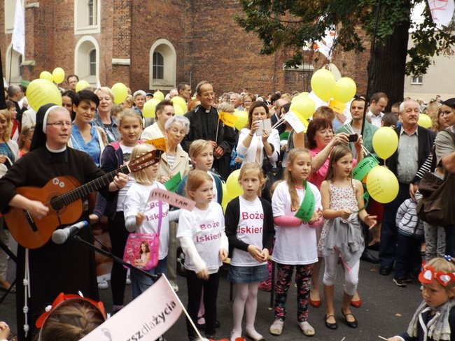 Maszerowały tłumy leszczynian (zdjęcia)