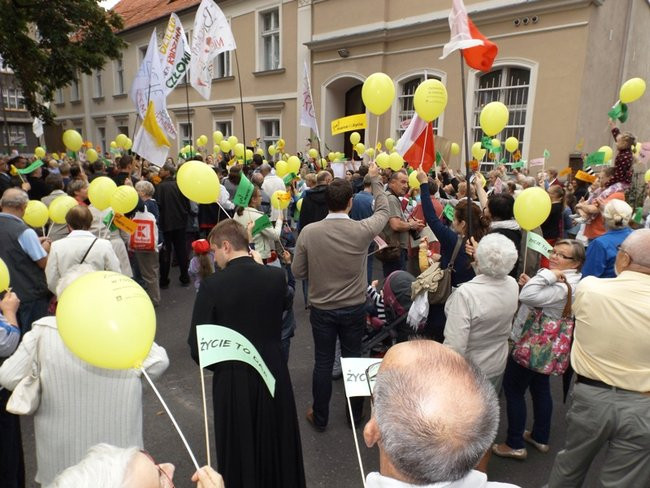 Maszerowały tłumy leszczynian (zdjęcia)
