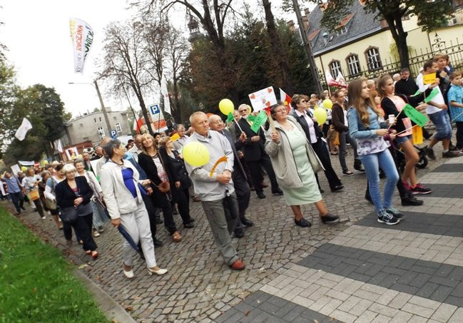 Maszerowały tłumy leszczynian (zdjęcia)