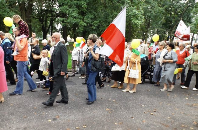 Maszerowały tłumy leszczynian (zdjęcia)