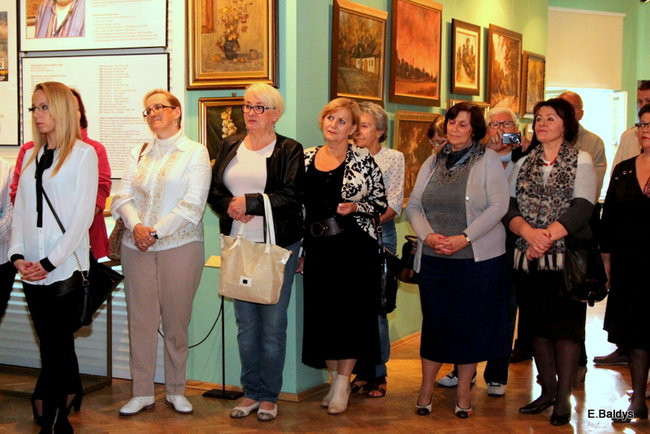 Podarowała muzeum 11 obrazów