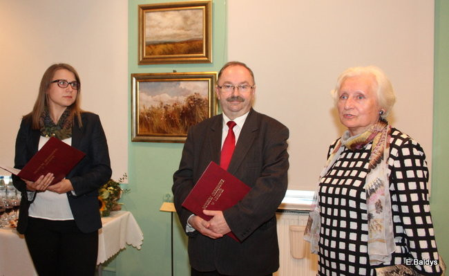 Podarowała muzeum 11 obrazów