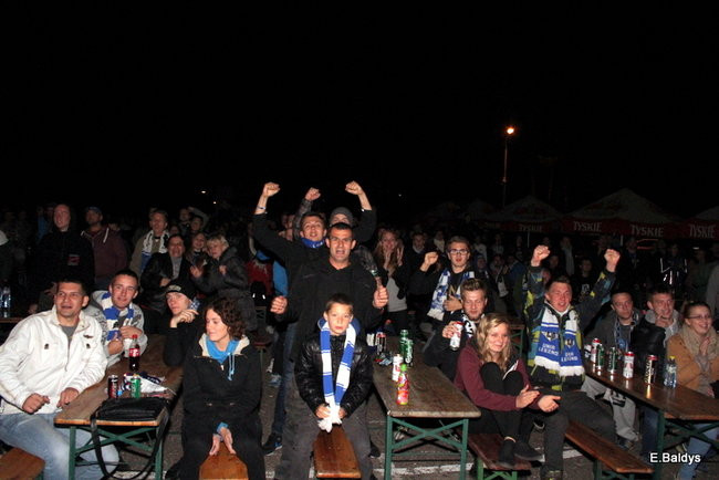 Radość w strefie kibica (zdjęcia)