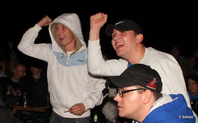 Radość w strefie kibica (zdjęcia)