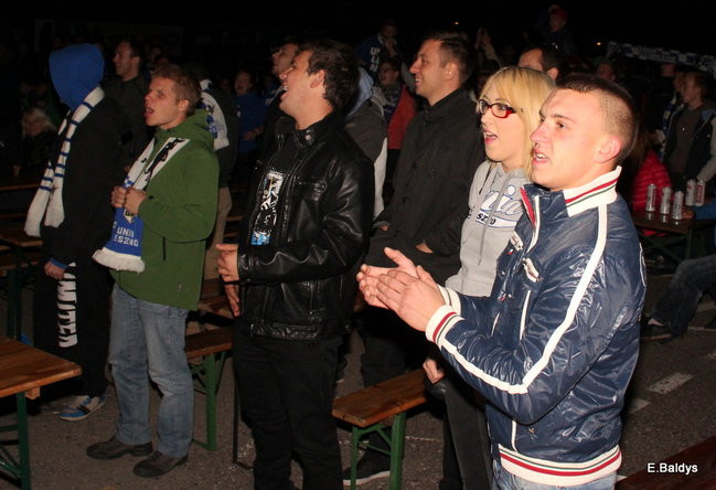 Radość w strefie kibica (zdjęcia)