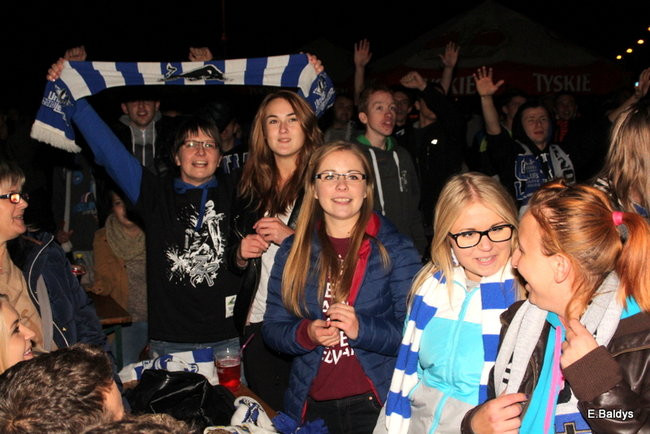 Radość w strefie kibica (zdjęcia)