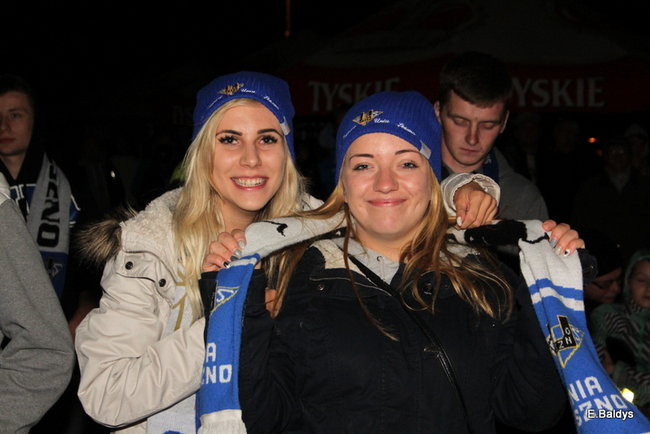 Radość w strefie kibica (zdjęcia)