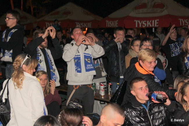 Radość w strefie kibica (zdjęcia)