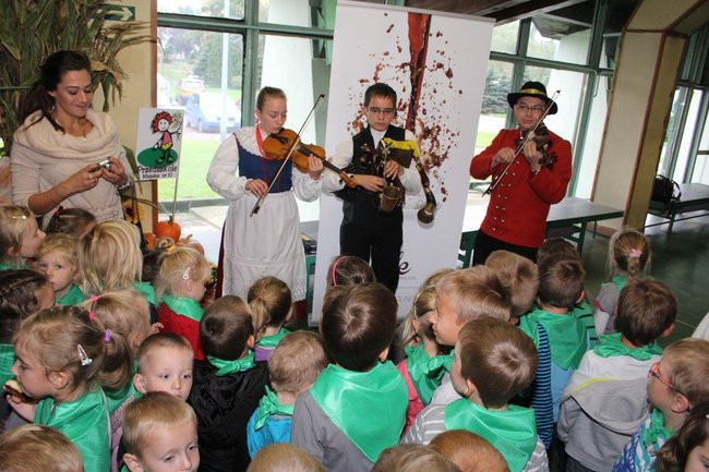 Przedszkolaki świętowały (zdjęcia)