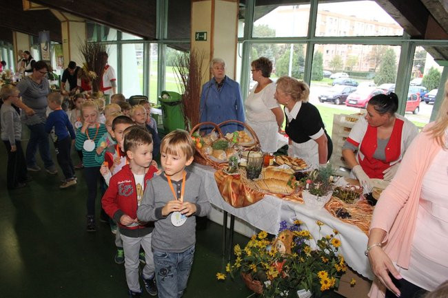 Przedszkolaki świętowały (zdjęcia)