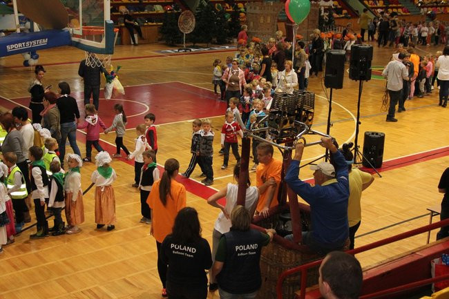 Przedszkolaki świętowały (zdjęcia)