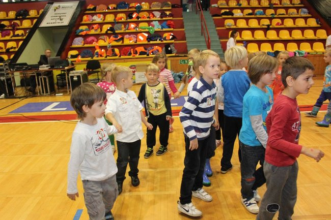 Przedszkolaki świętowały (zdjęcia)