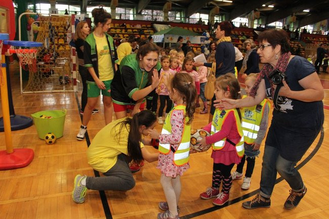 Przedszkolaki świętowały (zdjęcia)