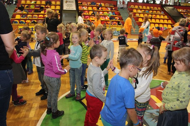 Przedszkolaki świętowały (zdjęcia)