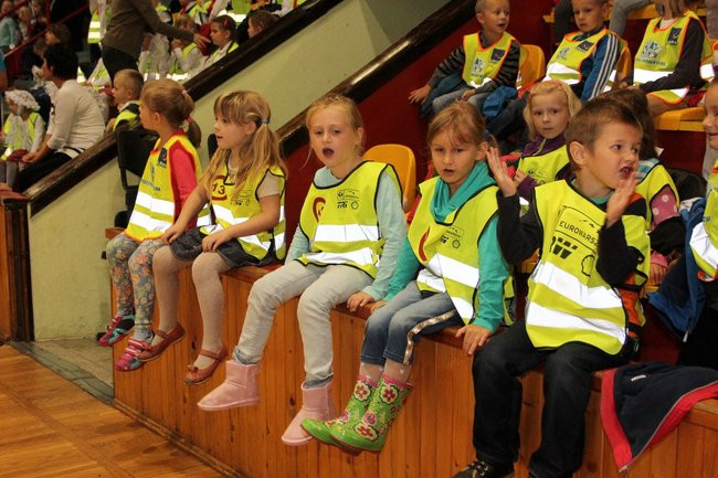 Przedszkolaki świętowały (zdjęcia)