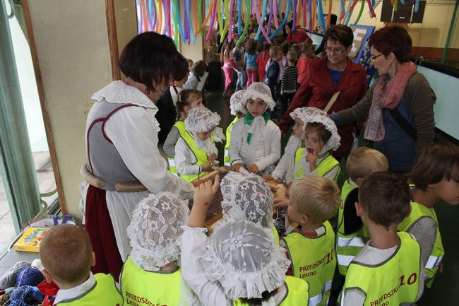 Przedszkolaki świętowały (zdjęcia)