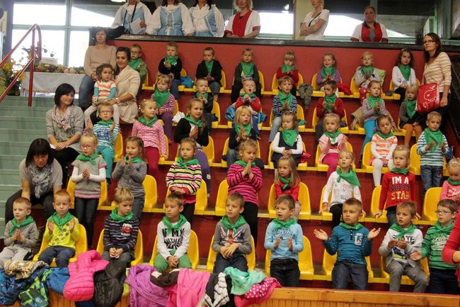 Przedszkolaki świętowały (zdjęcia)