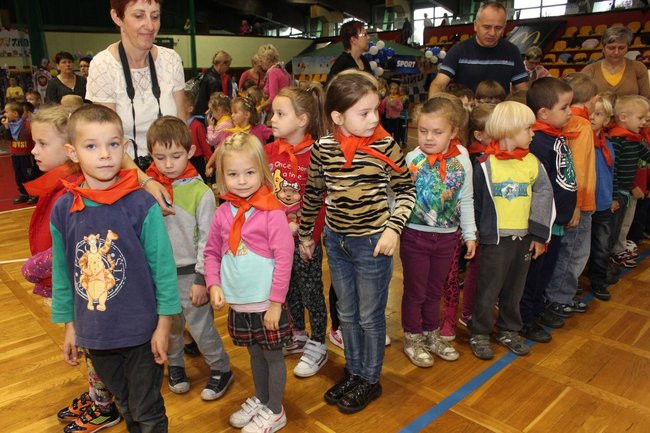 Przedszkolaki świętowały (zdjęcia)