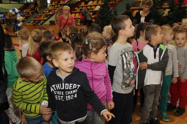 Przedszkolaki świętowały (zdjęcia)