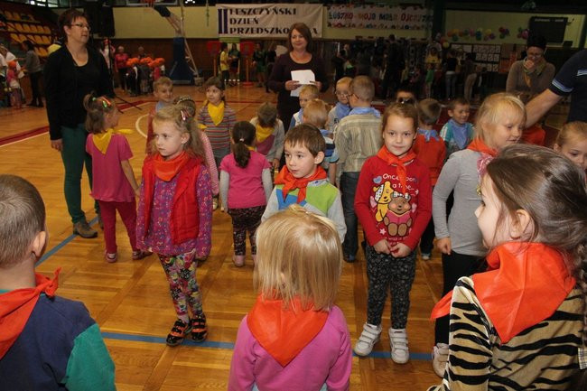 Przedszkolaki świętowały (zdjęcia)