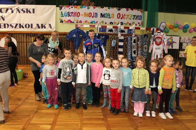 Przedszkolaki świętowały (zdjęcia)