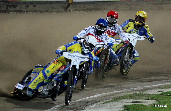 Unia wygrała dwoma punktami! (zdjęcia)