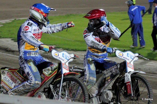 Unia wygrała dwoma punktami! (zdjęcia)