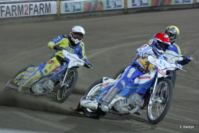 Unia wygrała dwoma punktami! (zdjęcia)