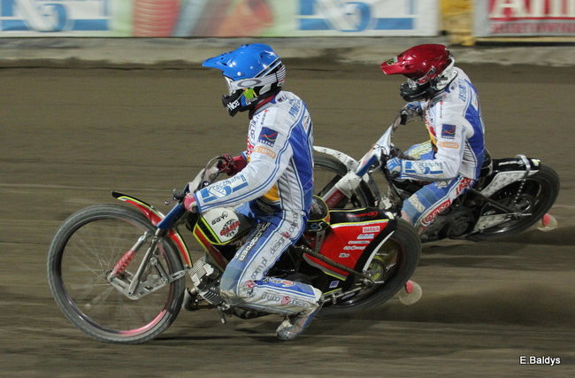 Unia wygrała dwoma punktami! (zdjęcia)