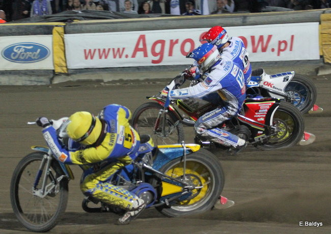 Unia wygrała dwoma punktami! (zdjęcia)