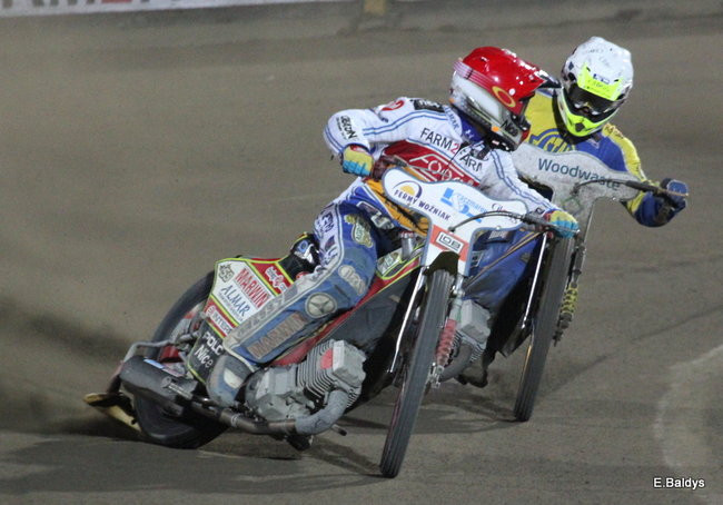 Unia wygrała dwoma punktami! (zdjęcia)