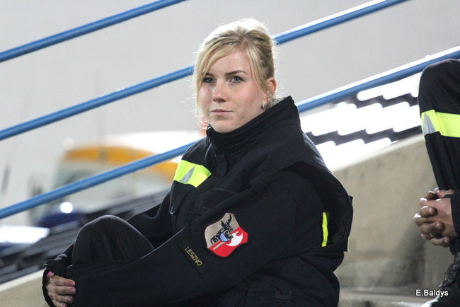 Kibice siedzieli na schodach (dużo zdjęć)