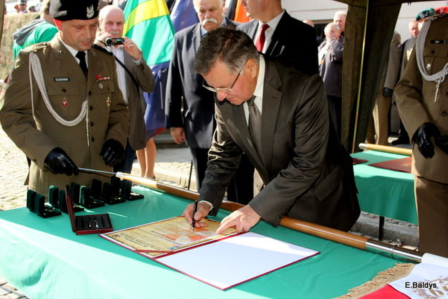 Gdy wybuchły działa ( zdjęcia)