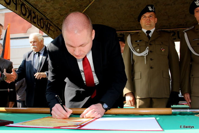 Gdy wybuchły działa ( zdjęcia)