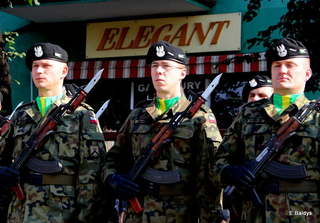 Gdy wybuchły działa ( zdjęcia)