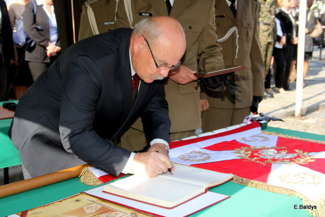 Gdy wybuchły działa ( zdjęcia)