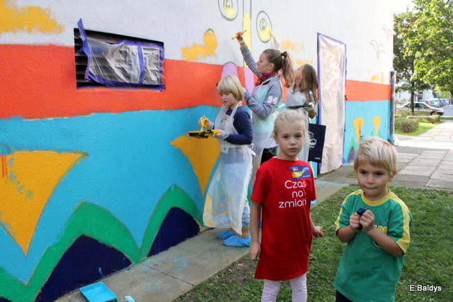 Był szary jest kolorowy (zdjęcia)