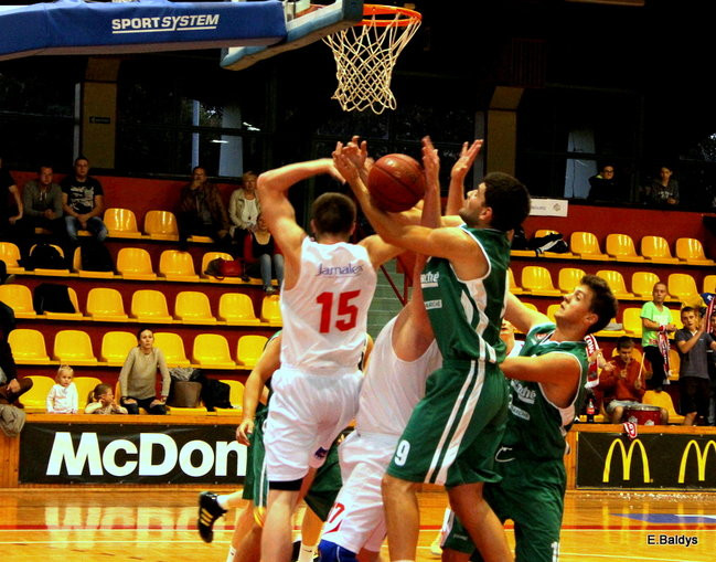 Emocje pod koszami (zdjęcia)