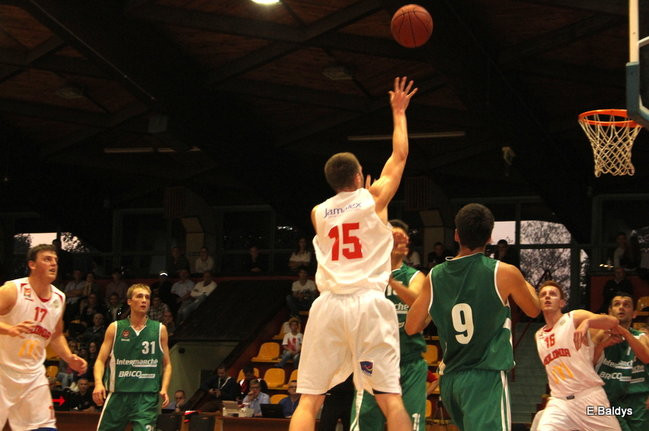 Emocje pod koszami (zdjęcia)