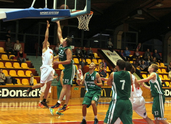 Emocje pod koszami (zdjęcia)