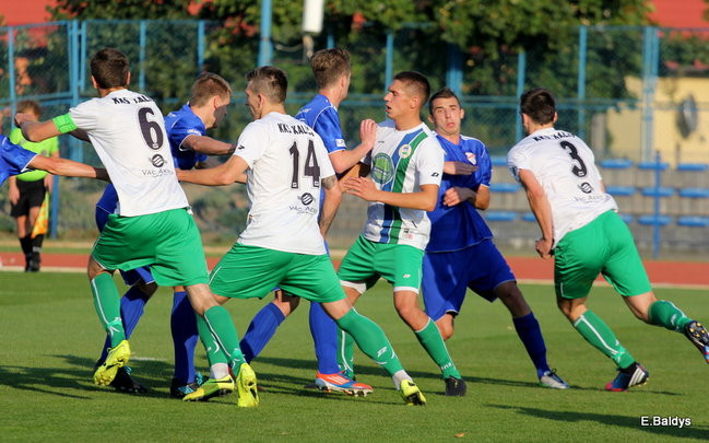 Piłkarze znów przegrali (zdjęia)