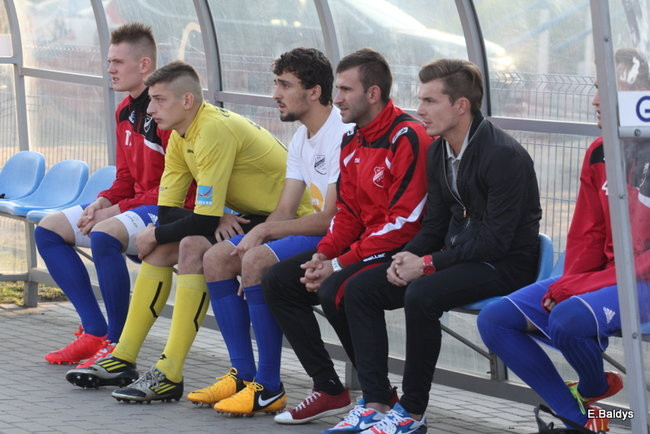 Piłkarze znów przegrali (zdjęia)