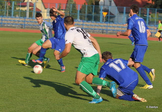 Piłkarze znów przegrali (zdjęia)