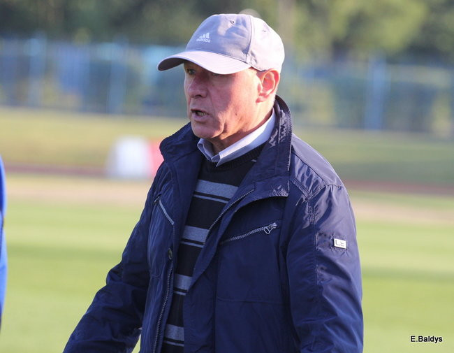 Piłkarze znów przegrali (zdjęia)