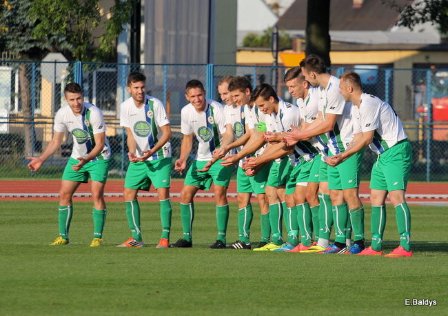 Piłkarze znów przegrali (zdjęia)