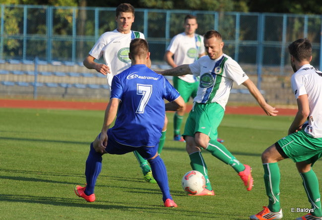 Piłkarze znów przegrali (zdjęia)