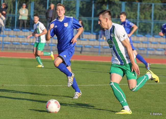 Piłkarze znów przegrali (zdjęia)